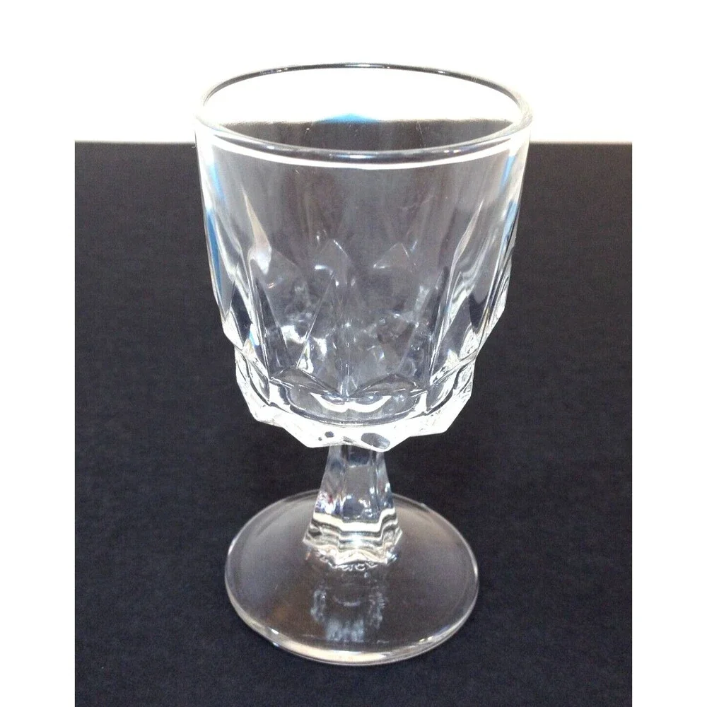 ARCOROC France Clear Glass Artic Pattern Crystal Stemware 3